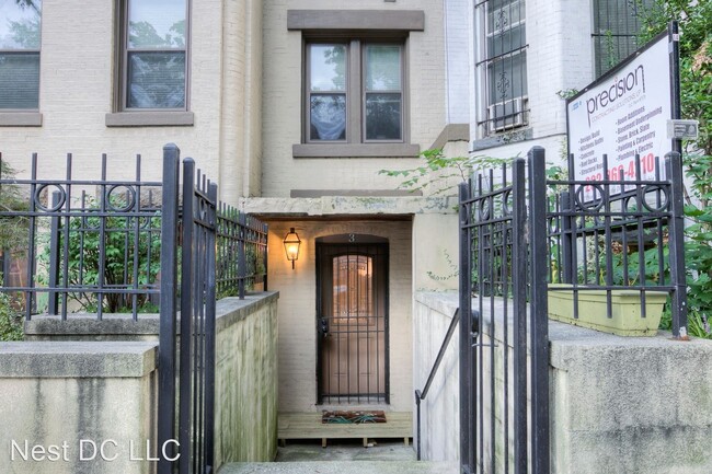 Foto del edificio - 6 Rhode Island Ave NW