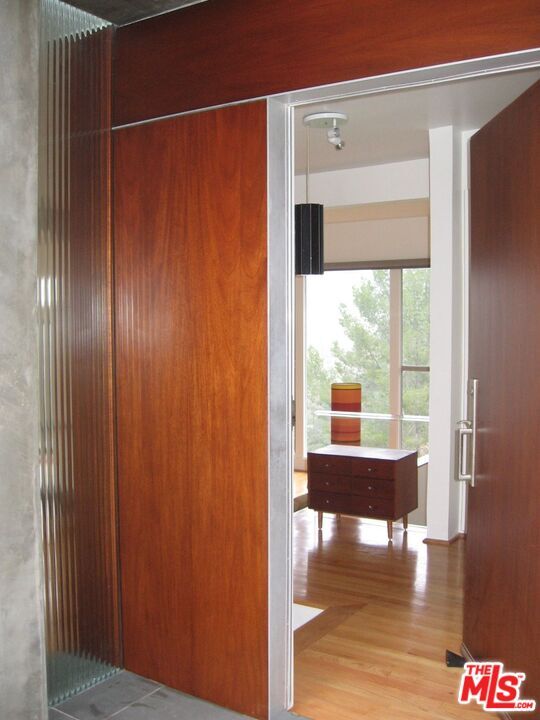 Foto del edificio - 8259 Mannix Dr