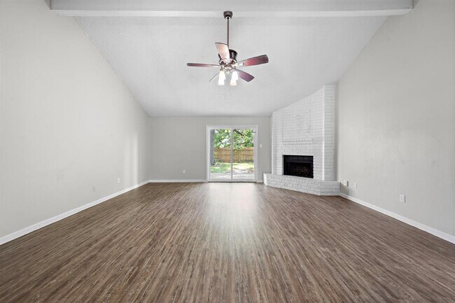Building Photo - 13438 S Thorntree Dr