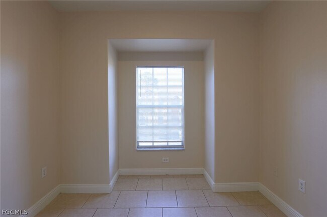 Foto del edificio - 4175 Castilla Circle