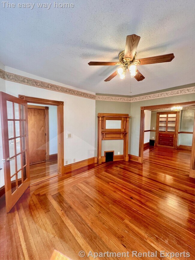 Foto del edificio - 22 Temple St