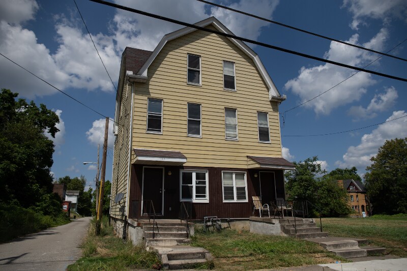 Primary Photo - 1017 N Lang Ave