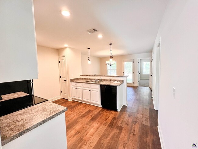 Building Photo - 209 Grayton Way
