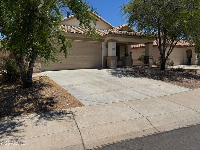 Foto del edificio - 28707 N 21st Ln