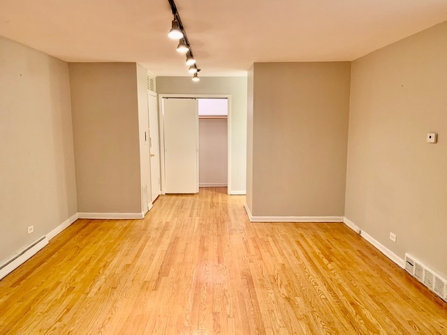 Foto del edificio - 7369 W North Ave
