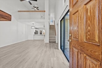 Building Photo - 16532 Holly Trail Dr