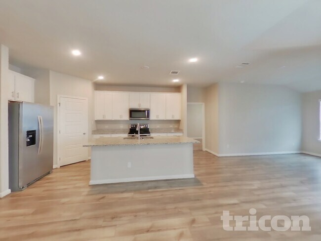 Foto del edificio - 13602 Paxton Blvd