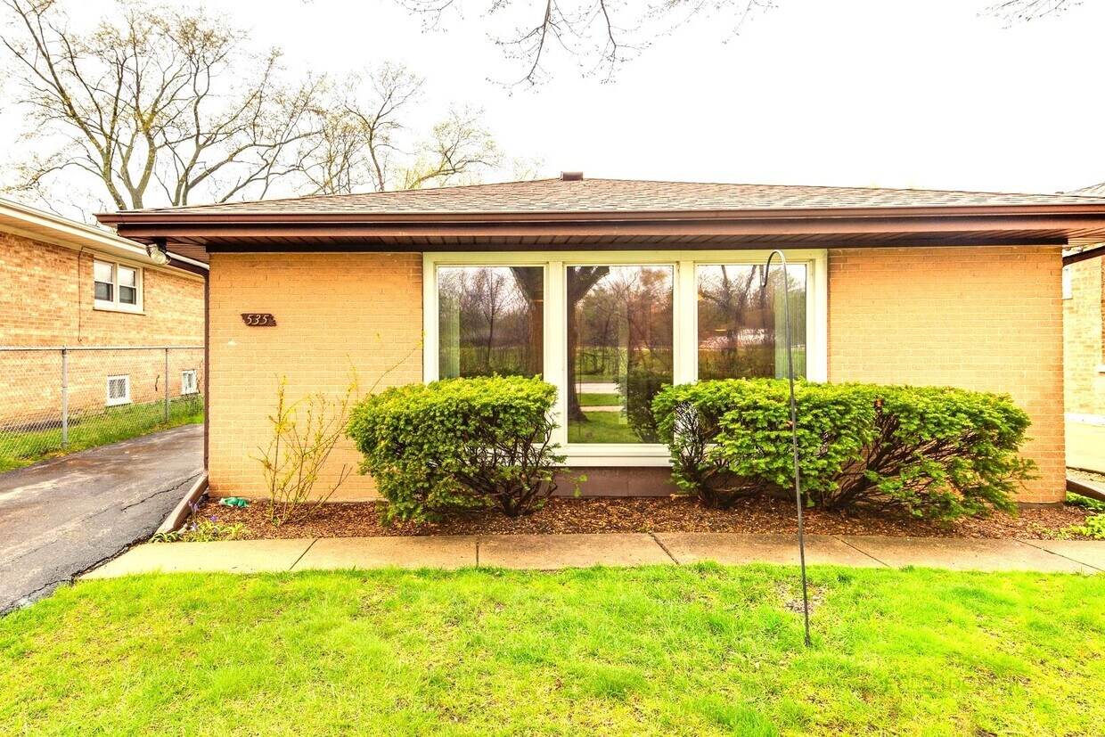Foto principal - 535 Leclaire Ave