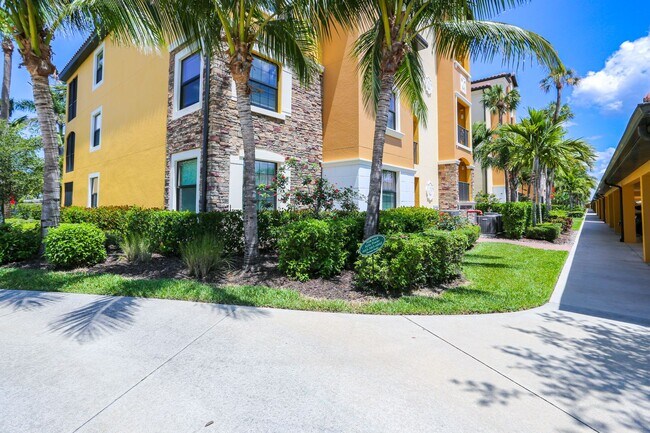 Foto del edificio - ***GOLFER'S PARADISE** GOLF TRANSFER ** TH...