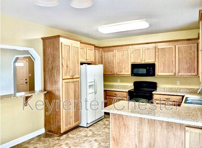 Building Photo - 701 Yellowstone Dr