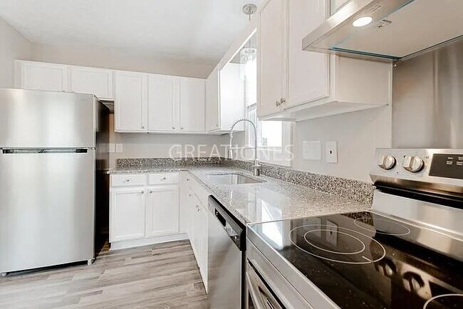 Foto del edificio - 6431 Applewhite Rd