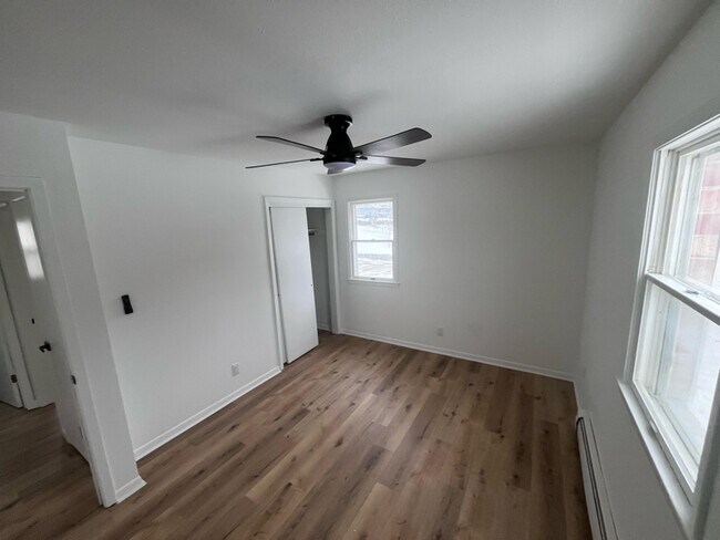 Foto del edificio - 704 E 14th St