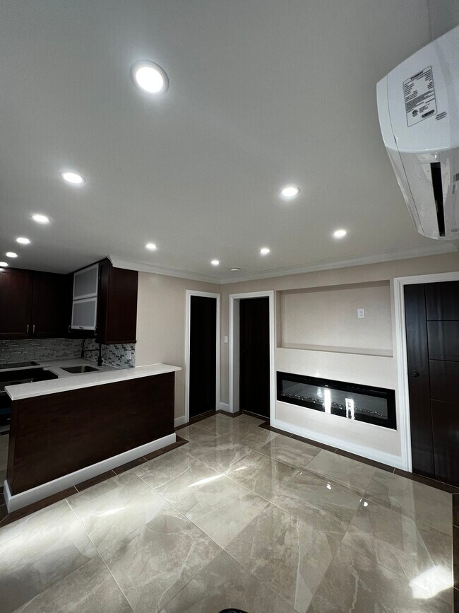 Foto del edificio - 16443 95th St
