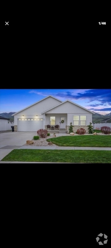 Building Photo - 591 Lakeside Dr