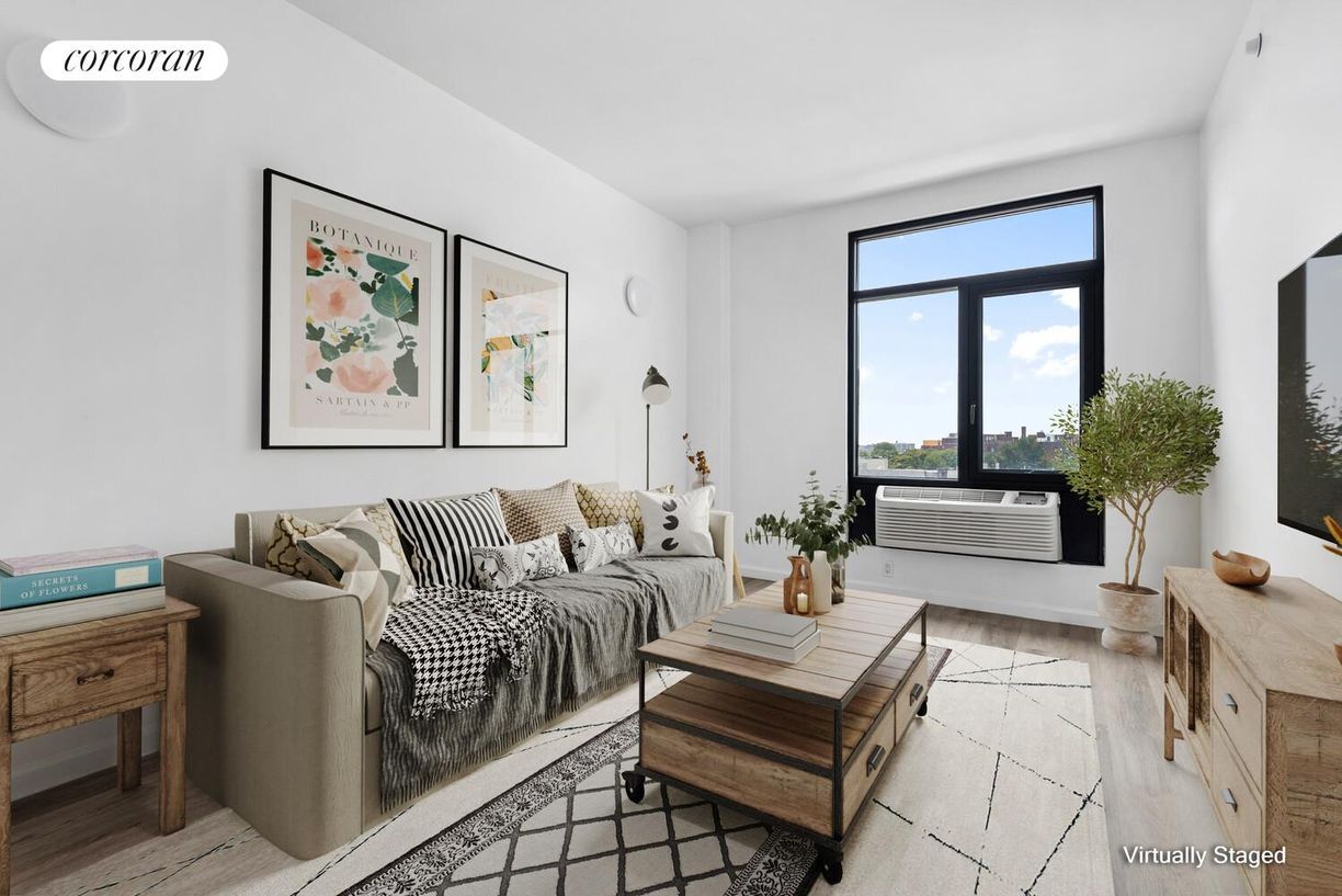 Foto principal - 4622 Fort Hamilton Pkwy