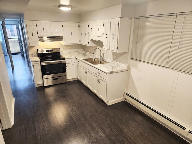 Foto del edificio - 5972 S Archer Ave