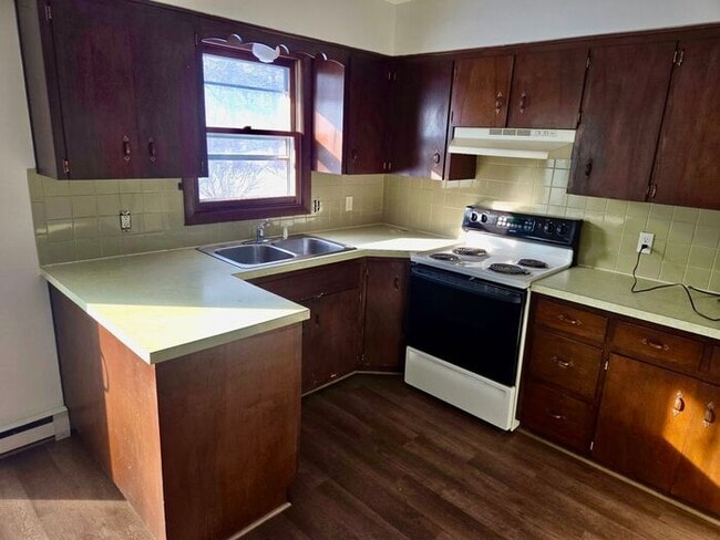 Building Photo - 2 bedroom duplex in St Joseph