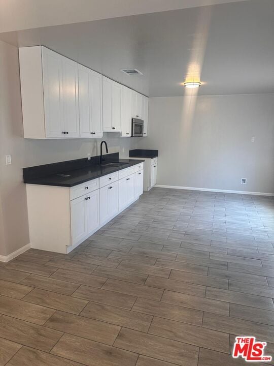 Foto del edificio - 7416 Vassar Ave