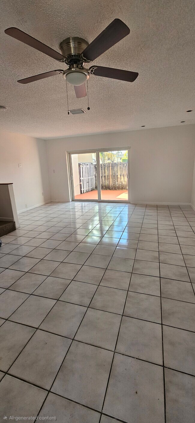 Foto del edificio - 6484 SW 129th Ave