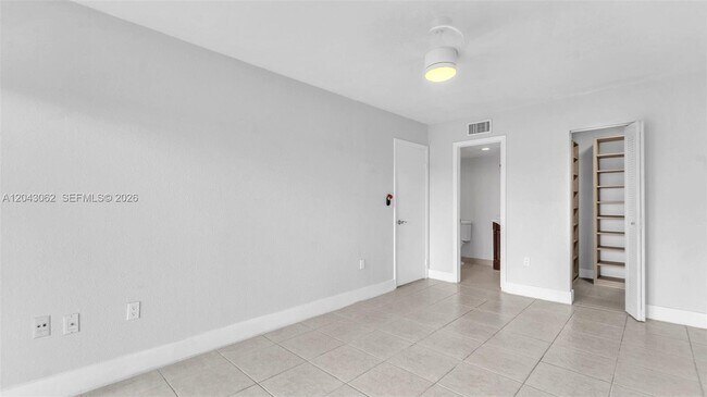 Building Photo - 10755 SW 108th Ave
