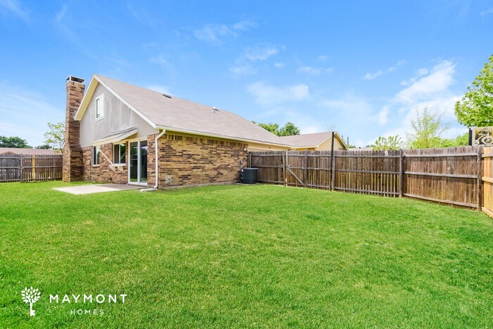 Foto del edificio - Functional Layout with Easy Dallas Access
