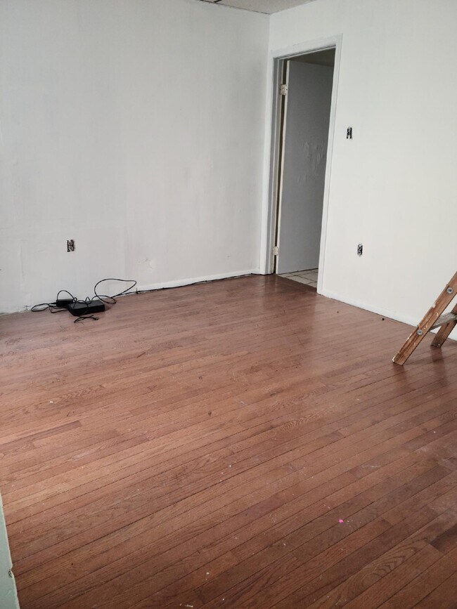 Building Photo - 1815 Kater St