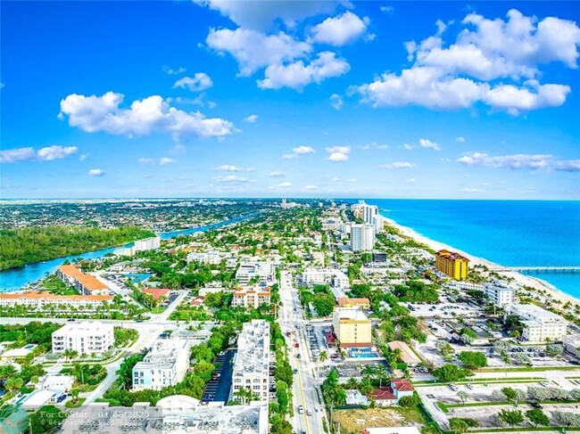 Building Photo - 101 S Ocean Dr