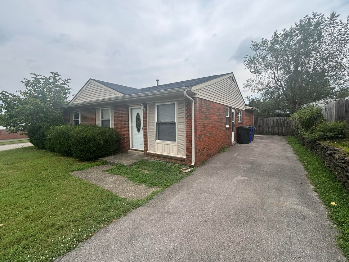 Primary Photo - 3836 Wem Dr