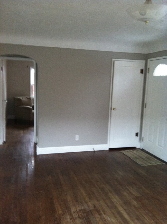 Building Photo - 216 S Phillippi St