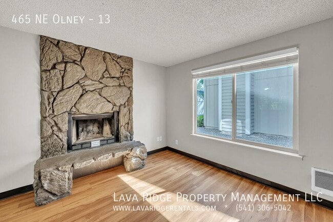 Building Photo - 465 NE Olney-13