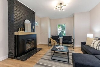 Building Photo - 72 Avondale Ave