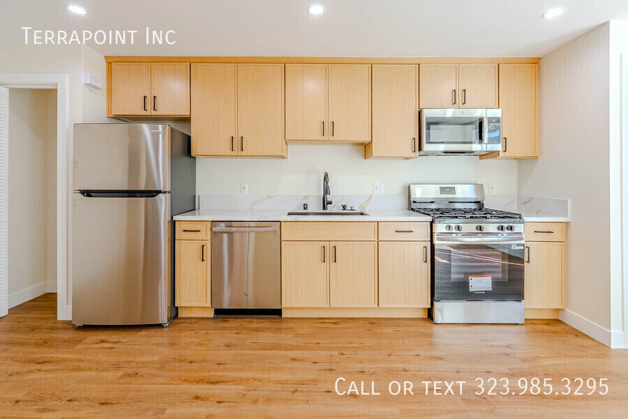 Primary Photo - 456 S Breed St