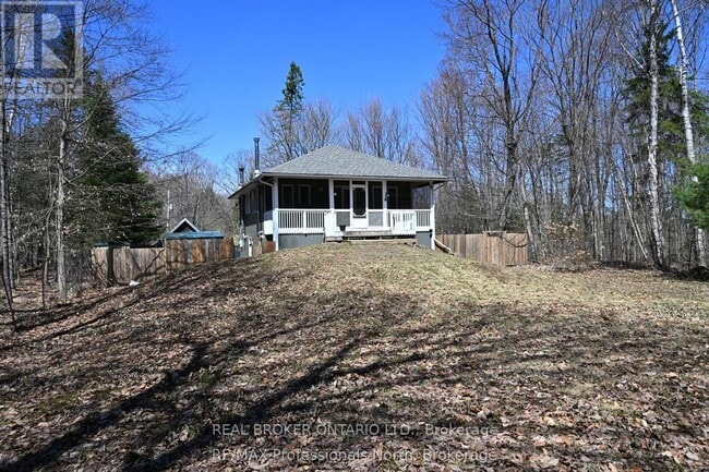 Building Photo - 351 Chub Lake Rd