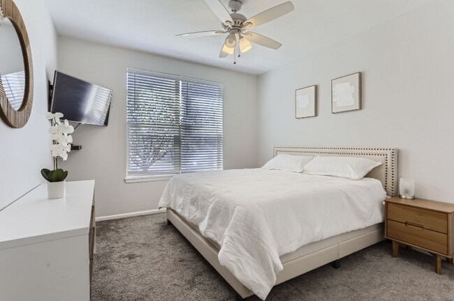 Foto del edificio - 1674 Ames Ct