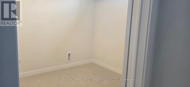 Building Photo - 807 Griffin Trl