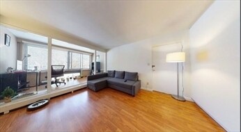 Foto del edificio - 18 Juniper St