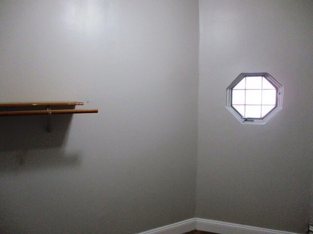 Foto del edificio - 534 W Grove St