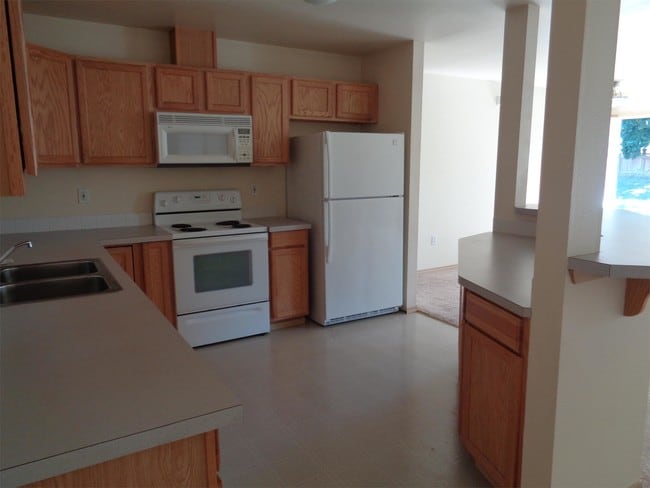 Building Photo - 2409 Farrell Dr