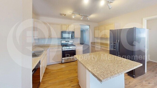 Building Photo - 1869 W Bothell Way