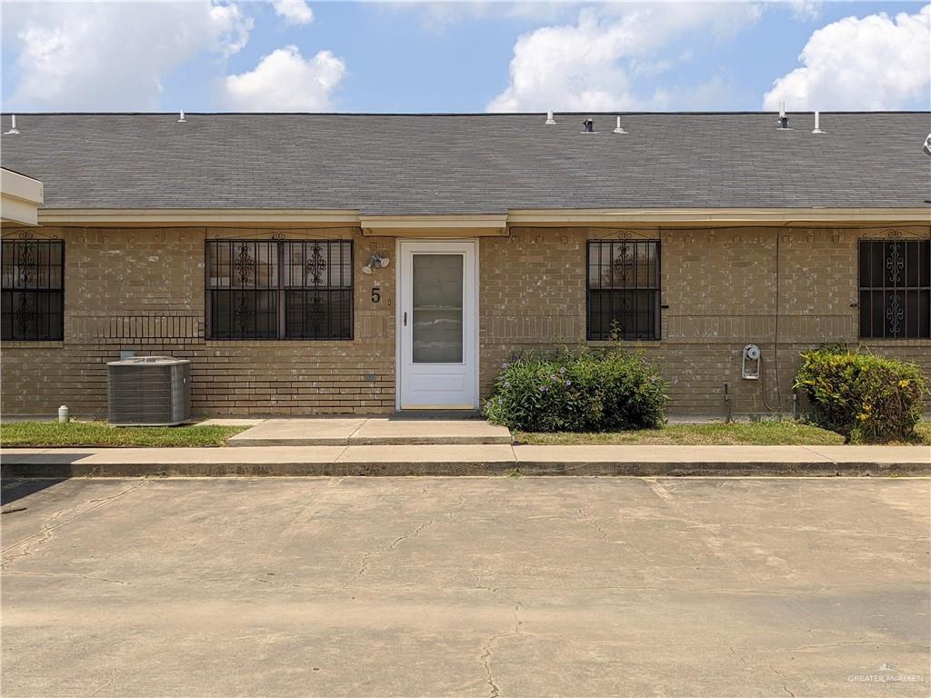 Foto principal - 2301 N Stewart Rd