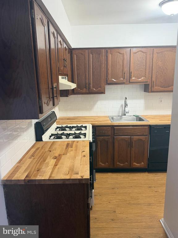 Foto del edificio - 526 Gia Cir