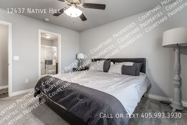Foto del edificio - 12437 Native Hill Dr