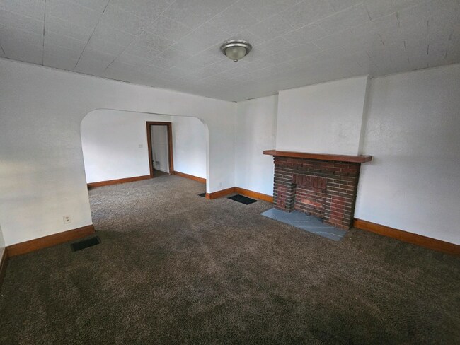 Building Photo - 1602 Hearthstone Dr