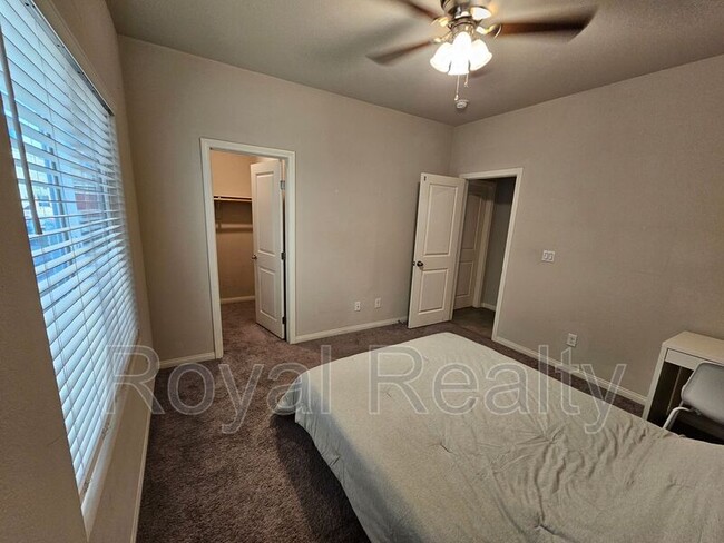 Building Photo - 1171 Twincrest Ave