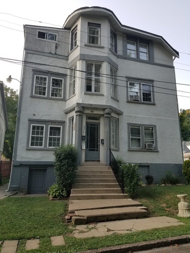 Primary Photo - 2379 Lumber Ave
