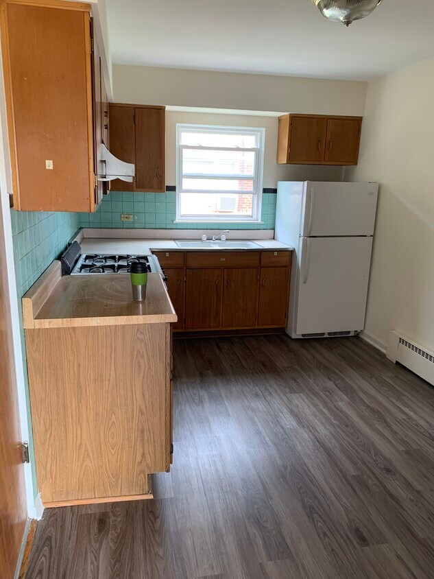 Foto del edificio - 8516 Grand Ave