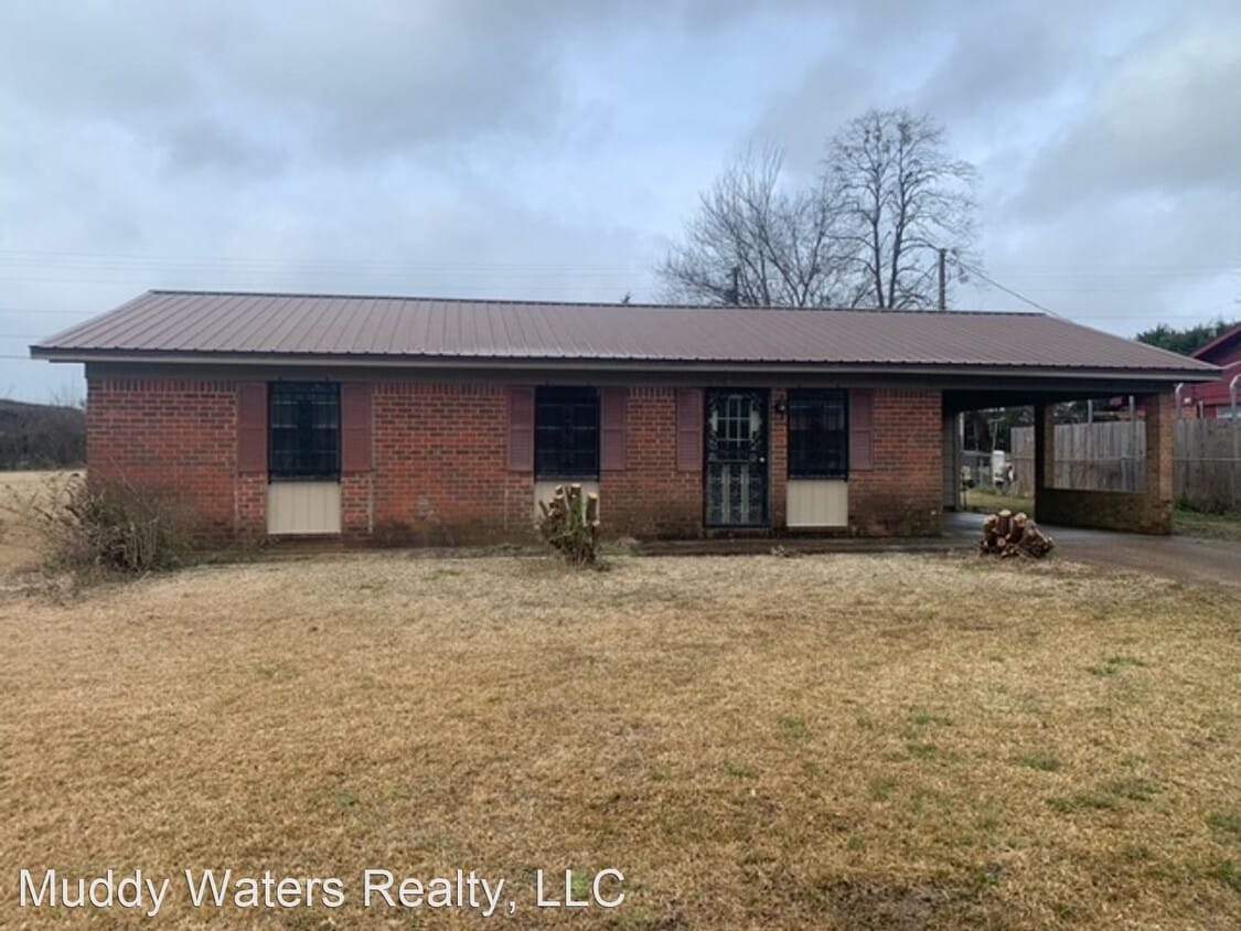 3 br, 1 bath House 105 Rogers Rd House Rental in West Point, MS