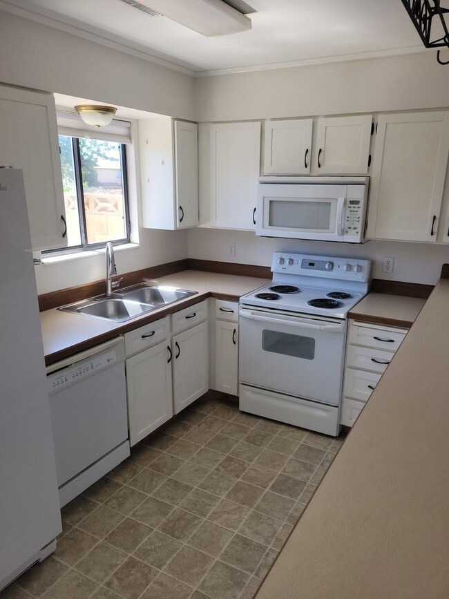Foto del edificio - Delightful 2 bedroom, 1.5 bathroom