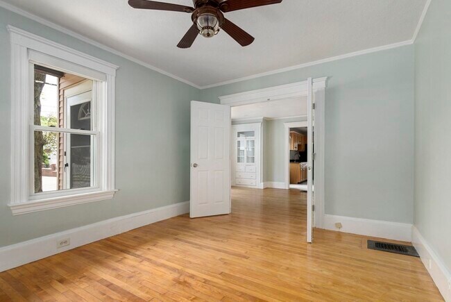 Foto del edificio - 725 Watertown St