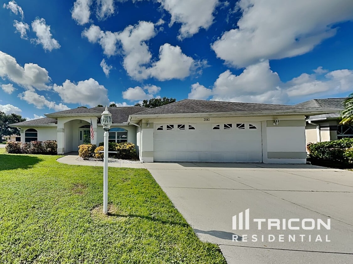 Primary Photo - 2802 56th Ave Cir E